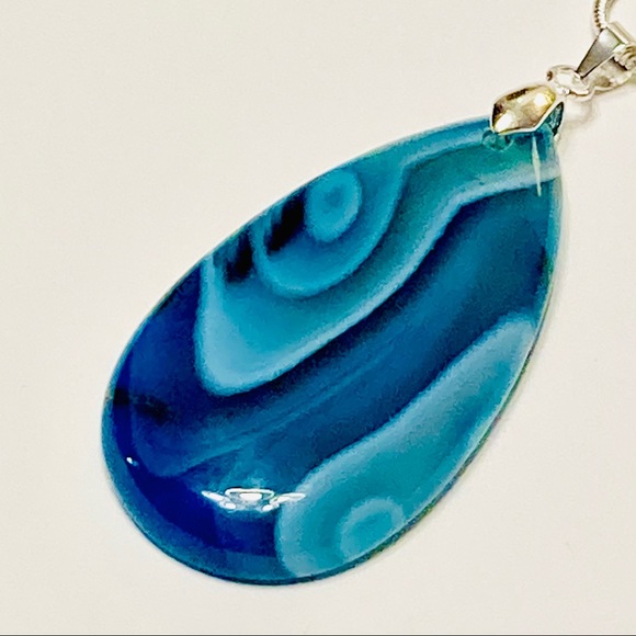 THERAPEUTIC Blue ONYX STONE NECKLACE With Soothing Ocean Waves & Healing Energy - Picture 9 of 11